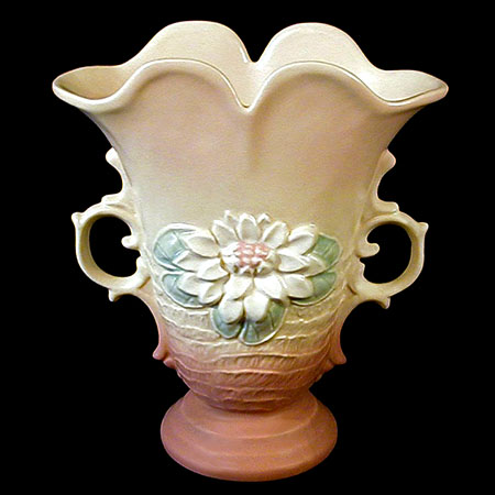Vintage Hull Water Lily Art Vase