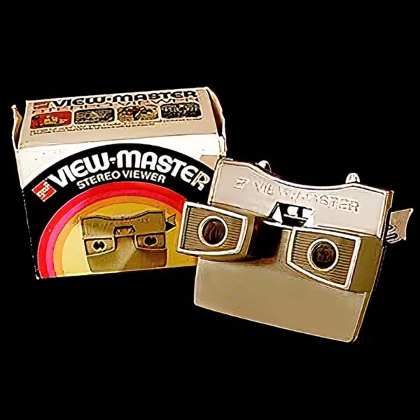 View-Master Stereo Viewer, GAF Corporation Portland OR, 1969