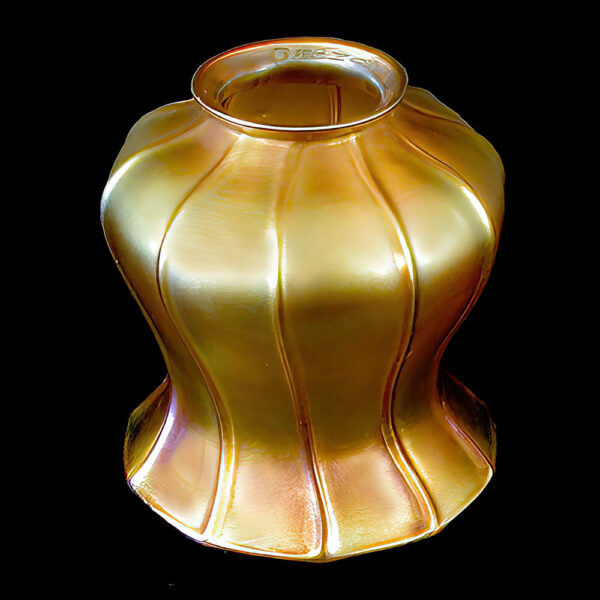Antique Glass Quezal gold aurene Light Shade, Antique Glass Quezal gold aurene Light Shade NY