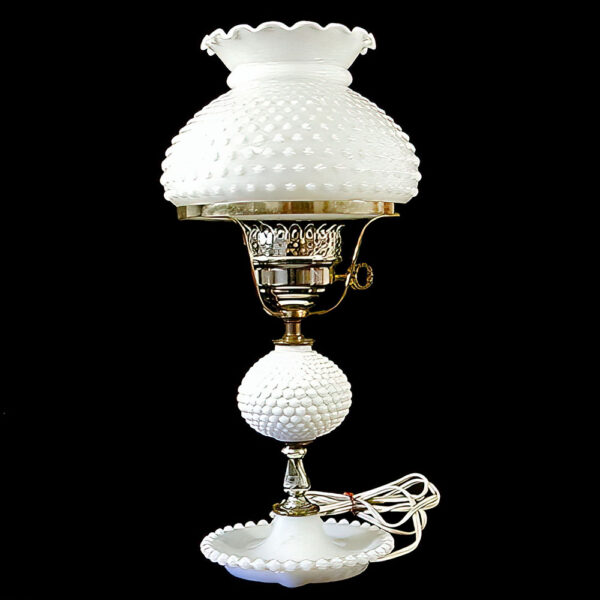Vintage Hobnail Milk Glass Table Lamp