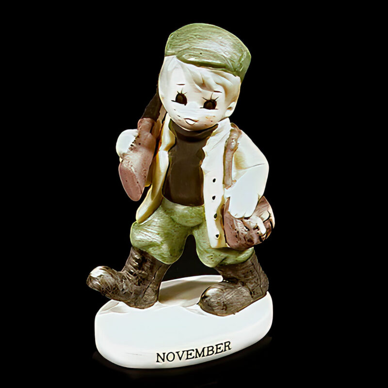 Lefton Pottery November Hunter Figurine, Lefton