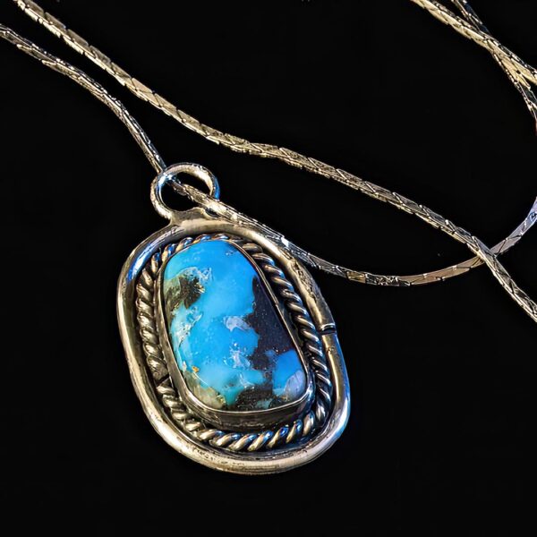 Sterling Silver Turquoise pendant necklace