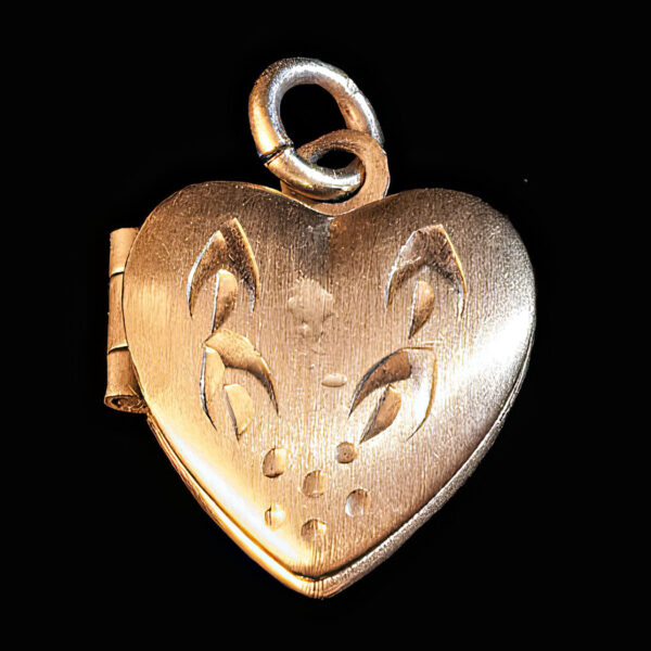 Vintage Gold Heart Locket Pendant